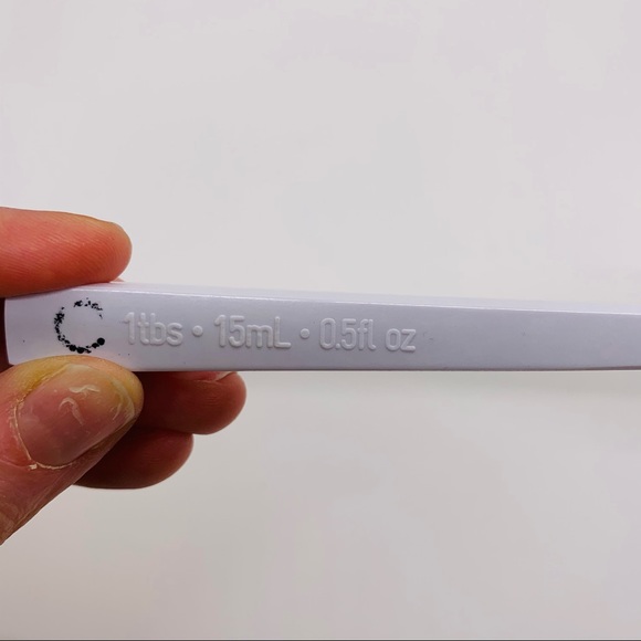 NWOT Contemporary Melamine Measuring Spoons 4 sizes - Picture 2 of 9